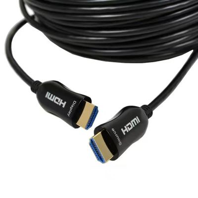 Cable a fibra ottica HDMI di design snello. Compatibilità 4K/8K, perdita di segnale zero.